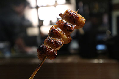 皮の串焼き